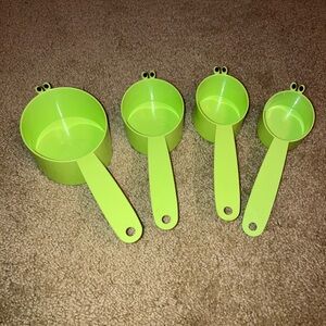 Green frog eyes Measuring Cups, set of 4, nesting